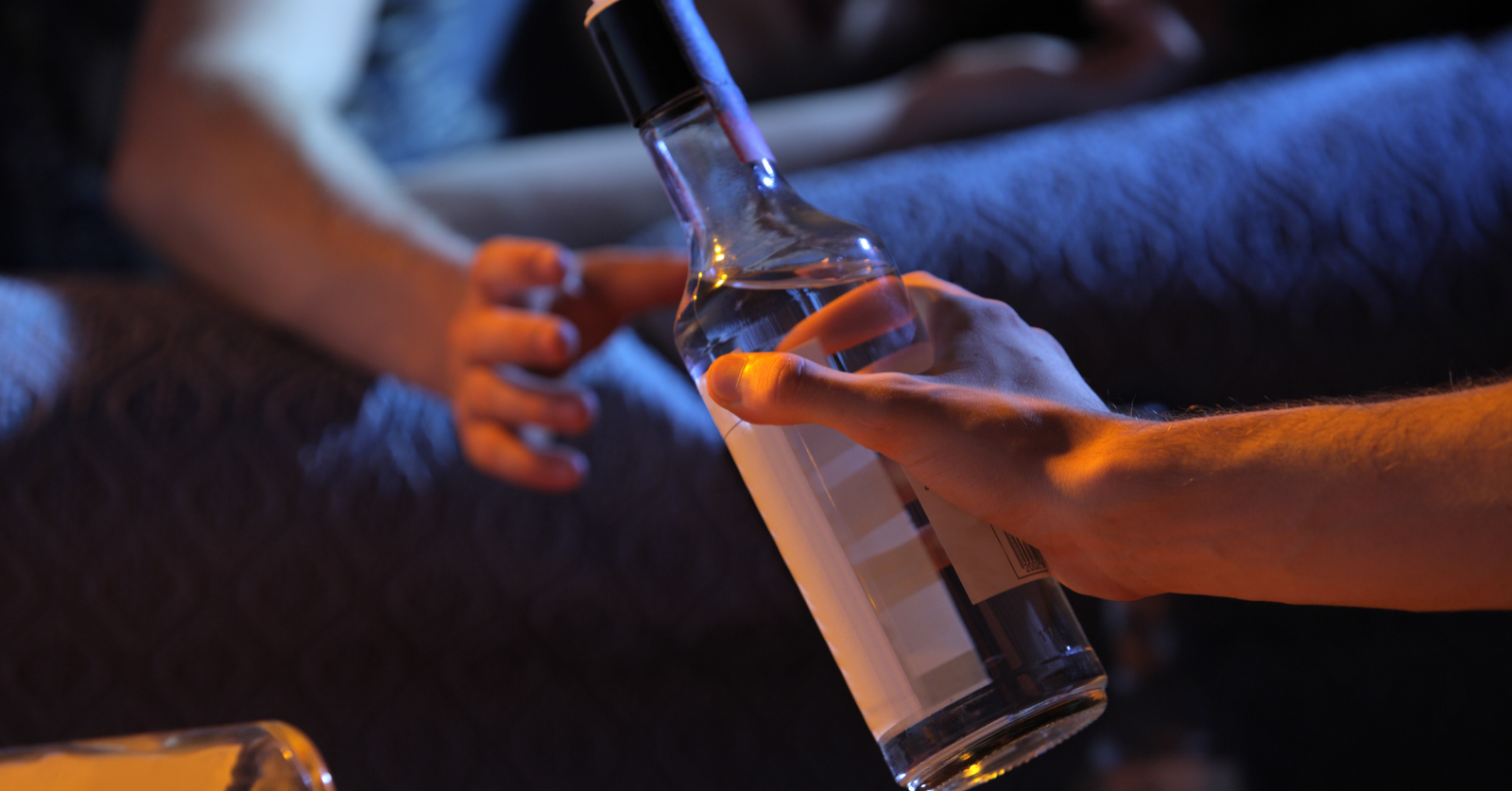 New research finds parents’ alcohol consumption influences teen drinking habits